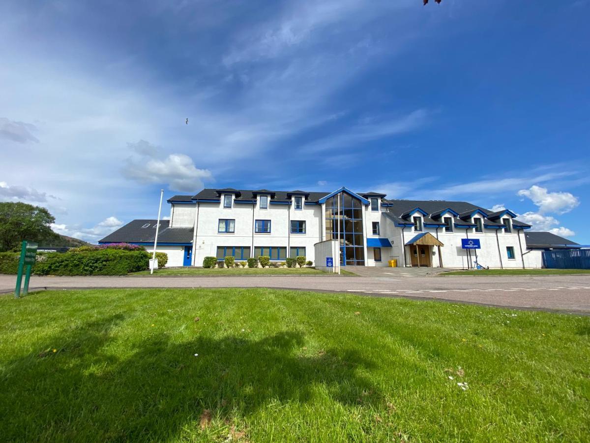 Waterfront Lodge - Accommodation Only Fort William Exterior foto