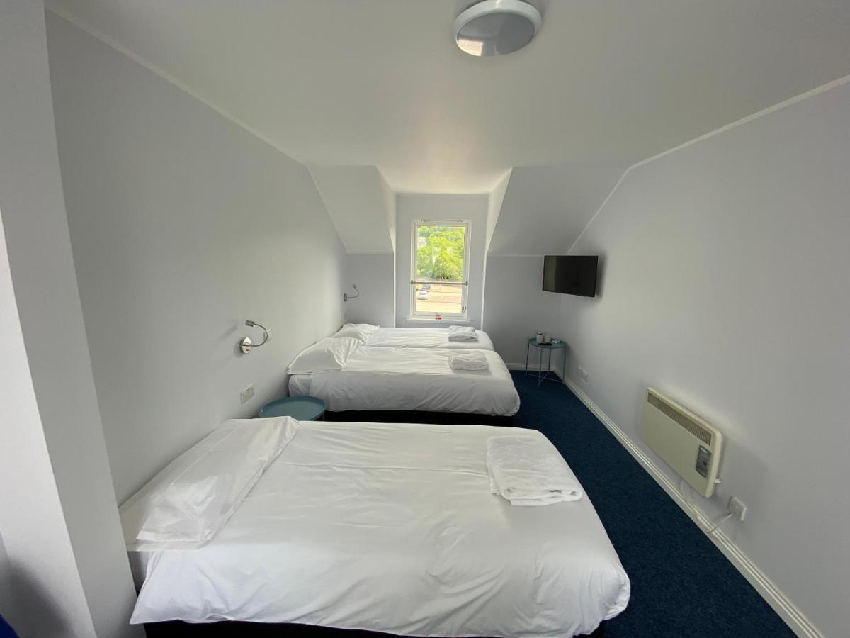 Waterfront Lodge - Accommodation Only Fort William Exterior foto